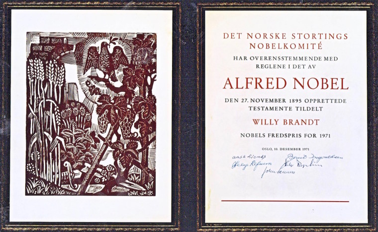 Fotokopie der Nobelpreisurkunde für Willy Brandt im Jahr 1971.